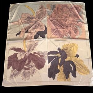 🌸Floral Print Silk Neutral Scarf in Pink, Yellow, Gray and Cream. 23” square